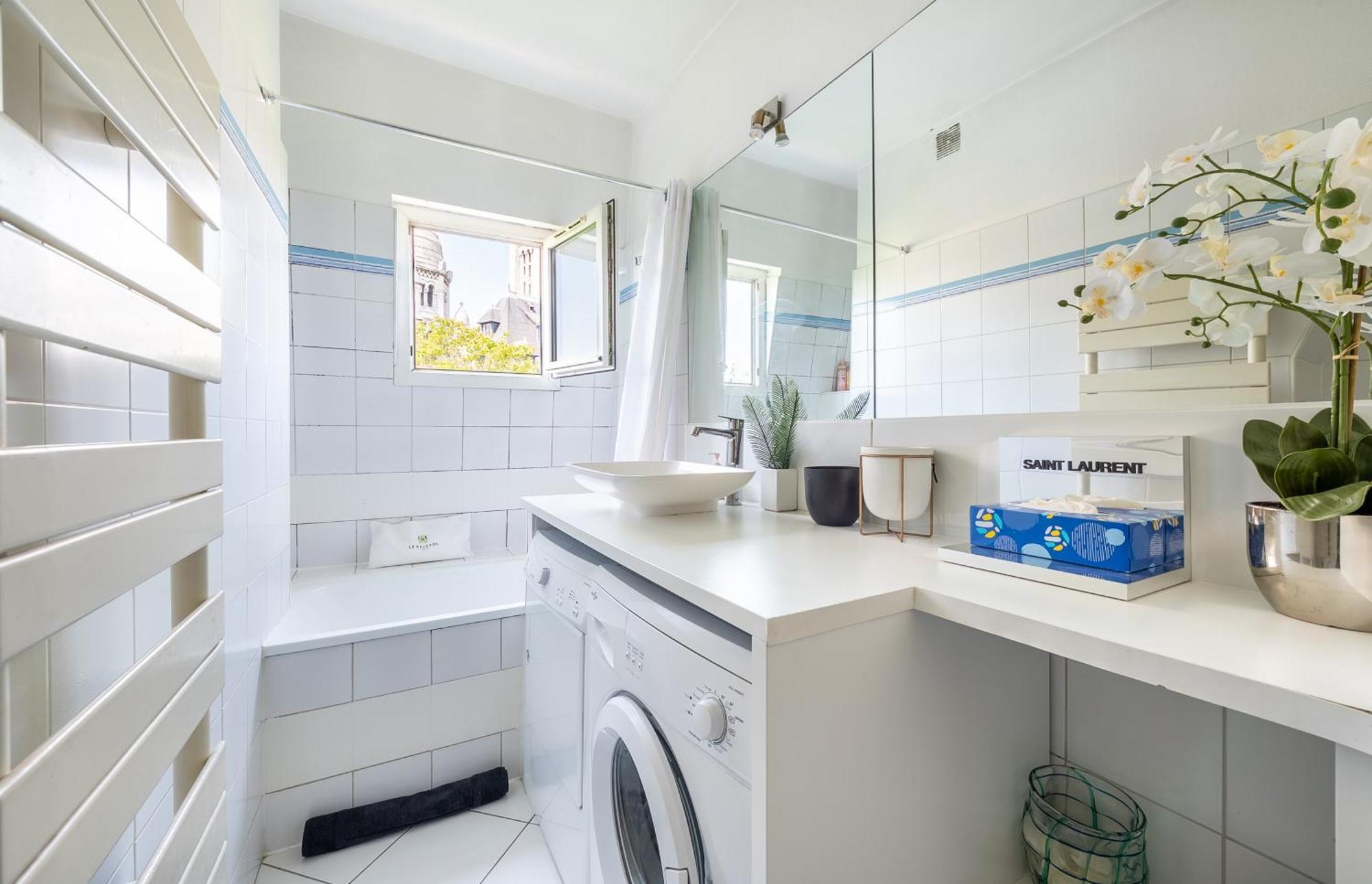 In Front Of The Sacre Coeur - 2 Bedrooms With Elevator Paris Eksteriør bilde